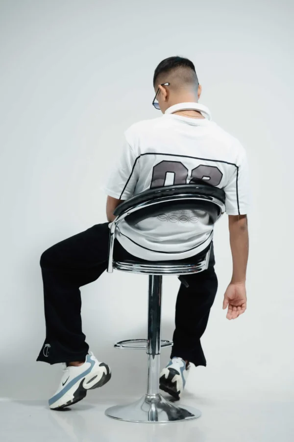 The garrison over sized number tee