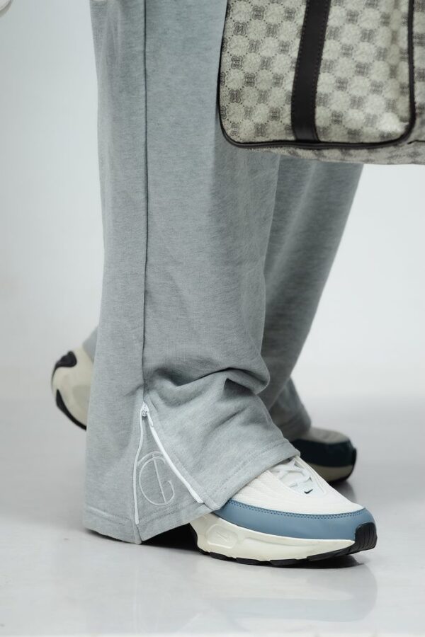 The garrison sweat pants
